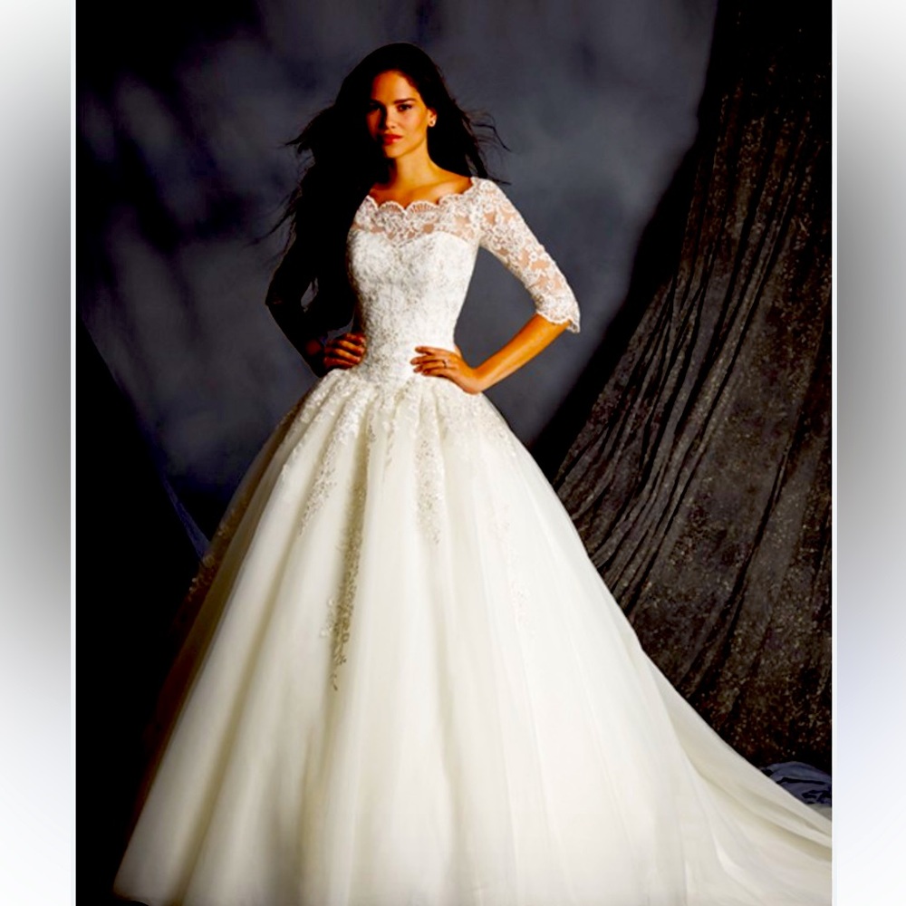 Alfred Angelo Wedding dress size 16 NWT
